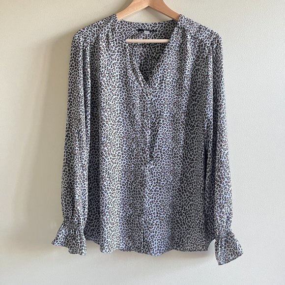T TAHARI Leopard Print V‎ Neck Button Down Long Sleeve Blouse Top Womens Size L - Picture 1 of 5